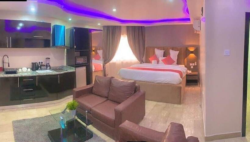 استودیوی لوکس, No 95 Suites Vi