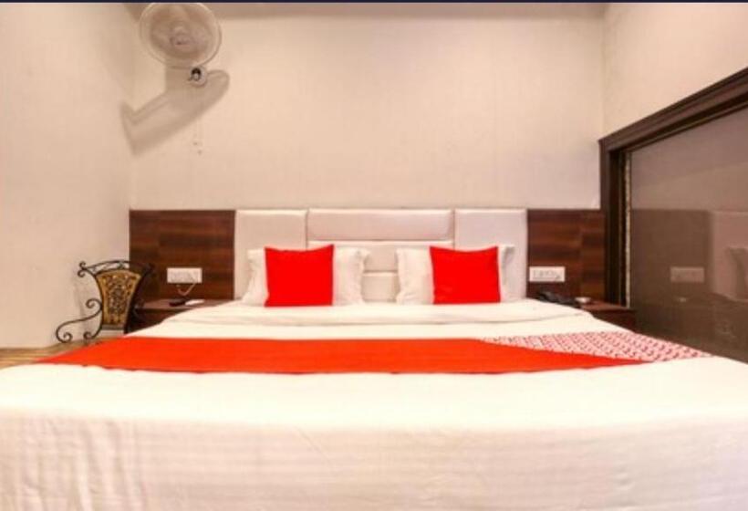 חדר דלוקס, Grand