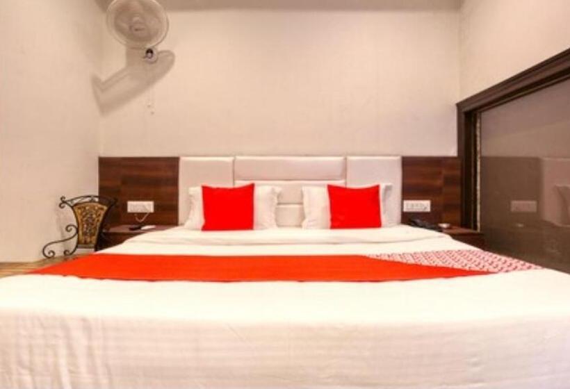 חדר דלוקס, Grand