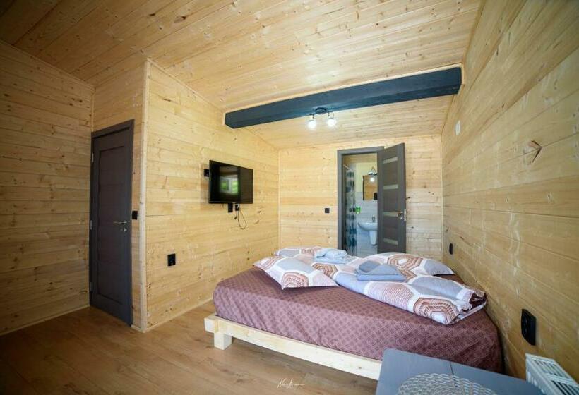 标准间带阳台, Cabana Din Vale Arieseni Apuseni