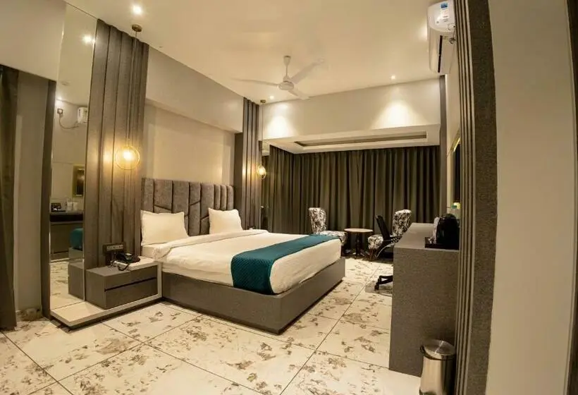 デラックスルーム, The Dibrugarh Resort
