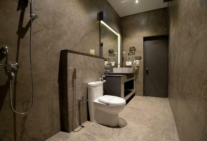 اتاق لوکس, The Dibrugarh Resort