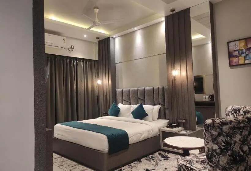 デラックスルーム, The Dibrugarh Resort