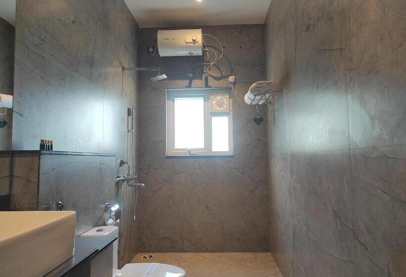 اتاق لوکس, The Dibrugarh Resort