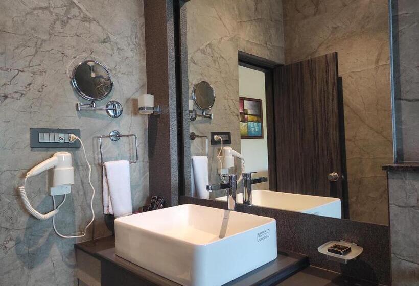 اتاق لوکس, The Dibrugarh Resort