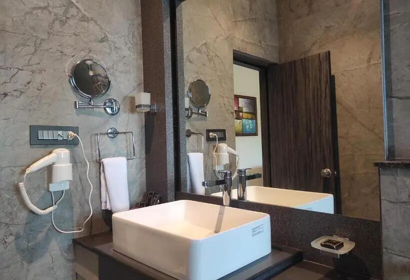 デラックスルーム, The Dibrugarh Resort
