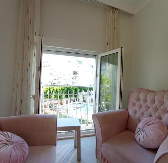 침실 1개 발코니 아파트, Antalya Apart