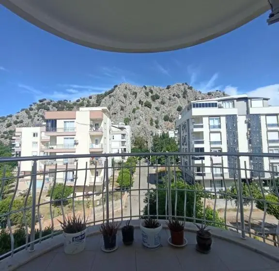 Huoneisto 1 Makuuhuone Parveke, Antalya Apart