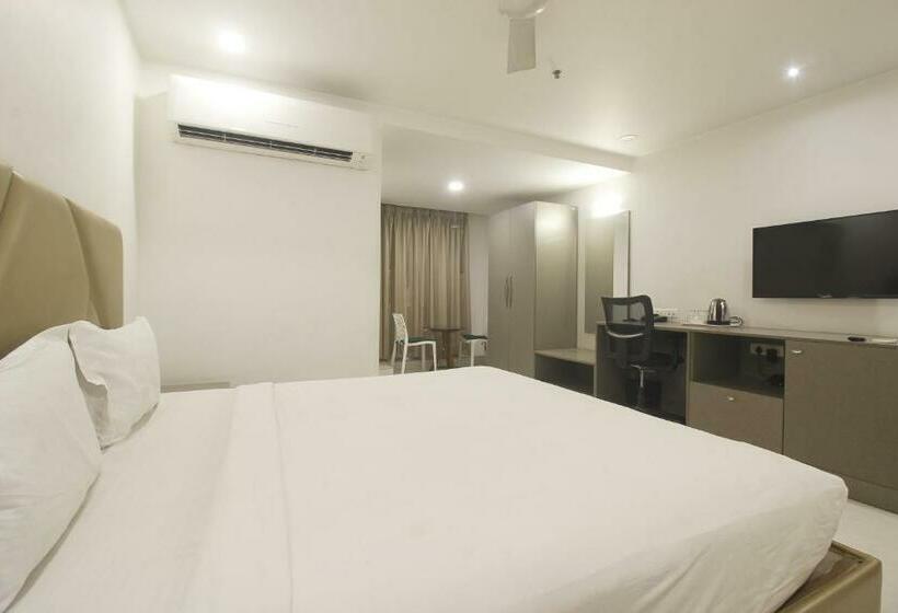 اتاق لوکس با تخت بزرگ, Ssr Grand