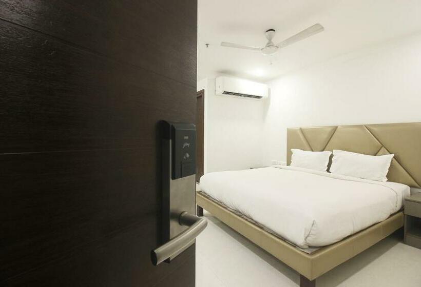 اتاق لوکس با تخت بزرگ, Ssr Grand