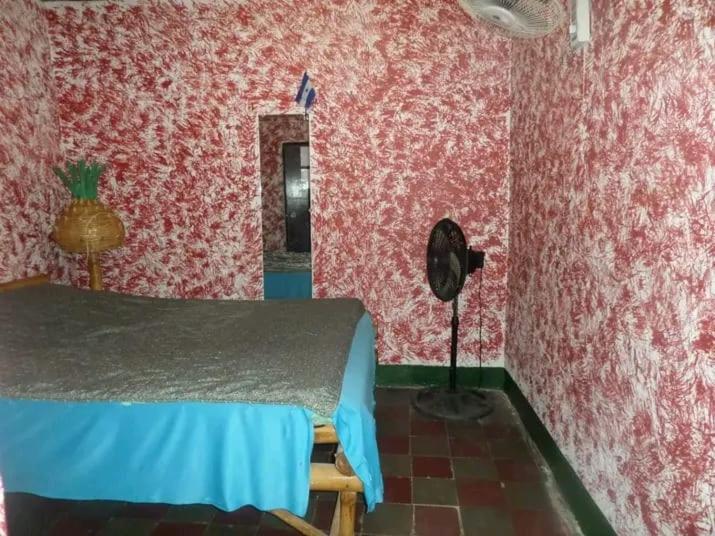 اتاق استاندارد با سرویس بهداشتی مشترک, Hostal Sultan