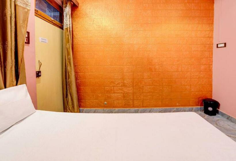 트리플 클래식 룸, Oyo 81499 As Grand