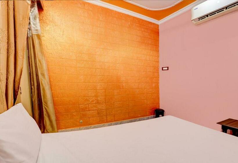 트리플 클래식 룸, Oyo 81499 As Grand