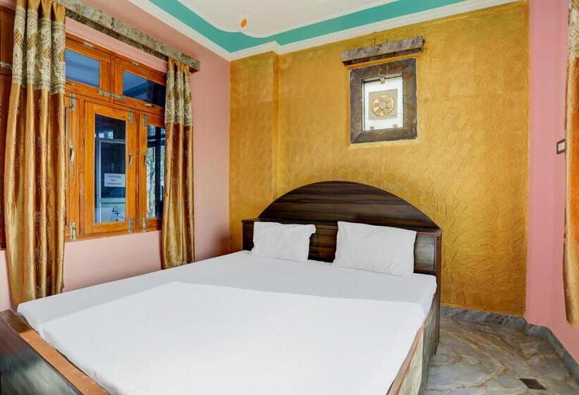 트리플 클래식 룸, Oyo 81499 As Grand