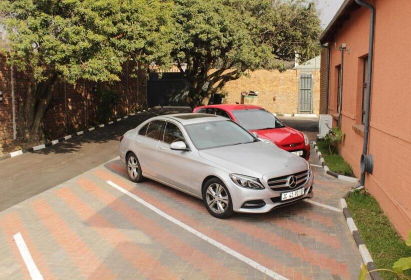 חדר דלוקס, Emperor Lodge And Tours