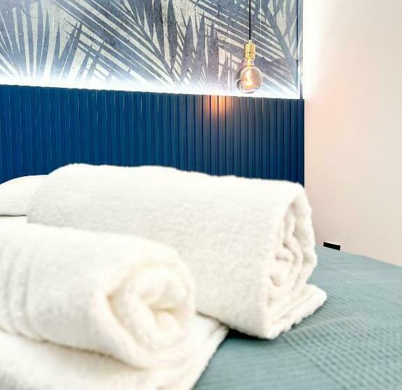 Номер Deluxe Вид на Море Боковой, The Apartment Agrigento