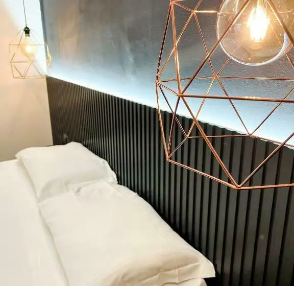 スタンダードスタジオ, The Apartment Agrigento