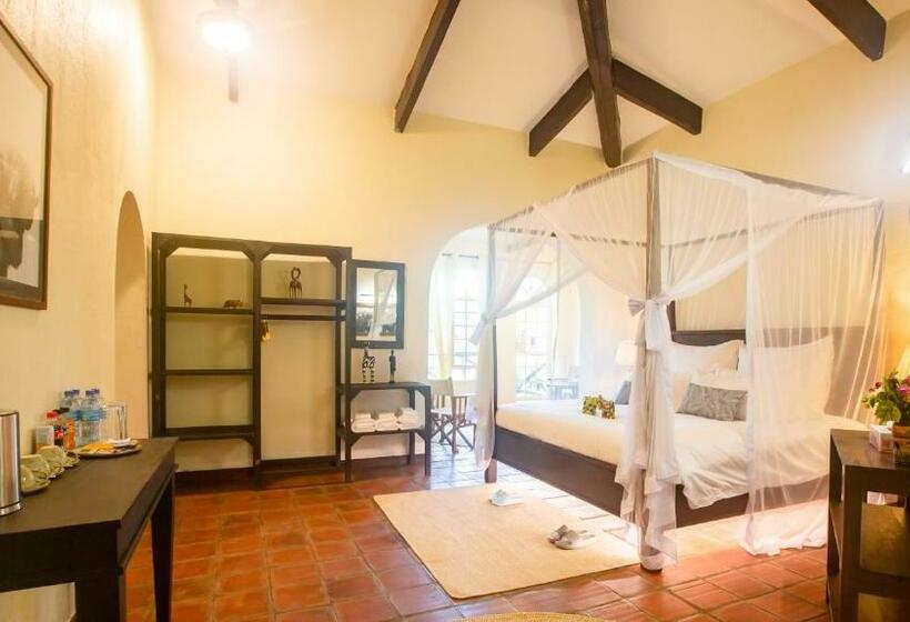 جناح عائلي, Chara Africa