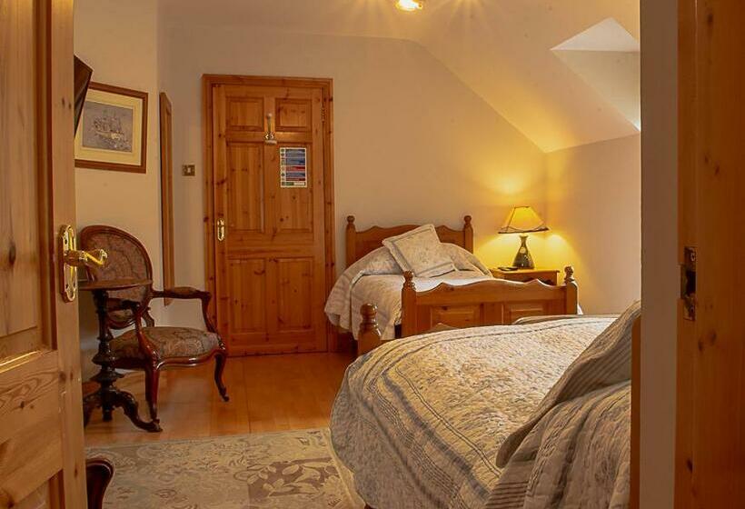 جناح مطلّ علي الحديقة, Lis Ardagh Lodge