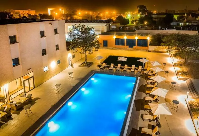 اتاق یک تخته با چشم‌انداز استخر, Azalaï Hôtel Nouakchott
