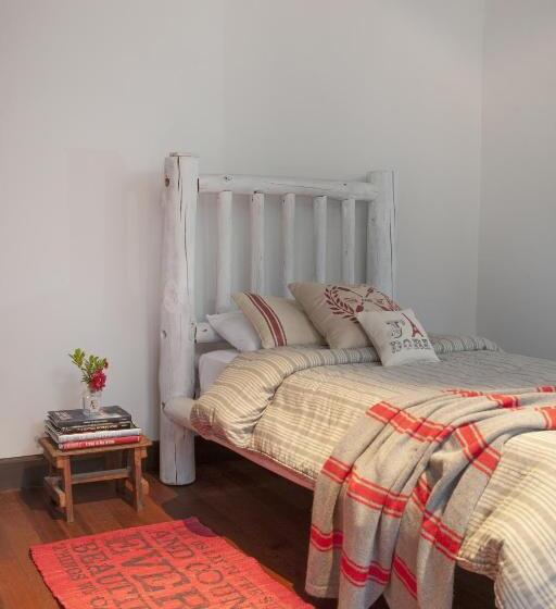 منزل 4 غرف نوم, Casa Chic Carmelo  Club De Campo