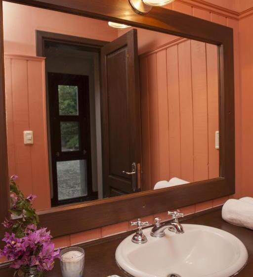 منزل 4 غرف نوم, Casa Chic Carmelo  Club De Campo