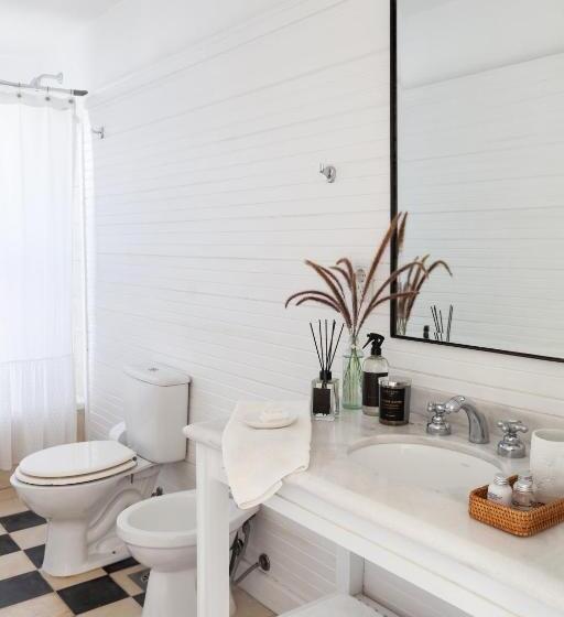 بانگلوی استاندارد, Casa Chic Carmelo  Club De Campo
