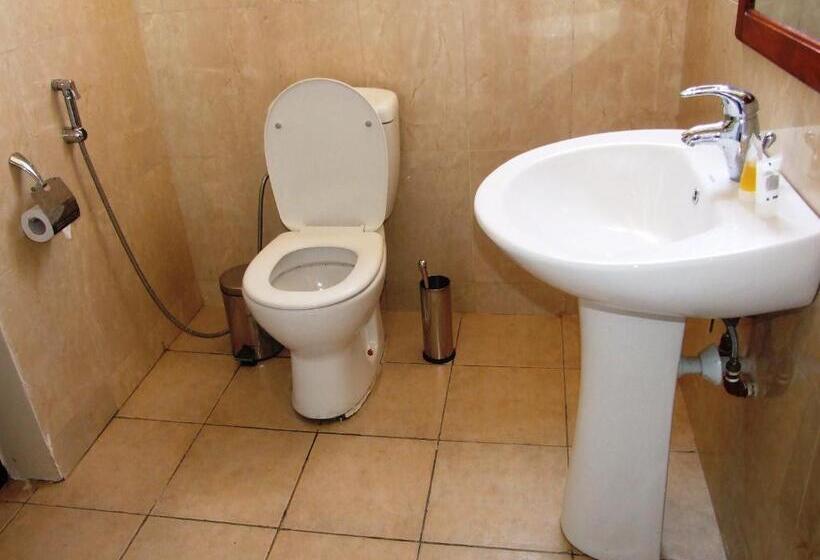 스탠다드 스튜디오 킹침대, Grace Land