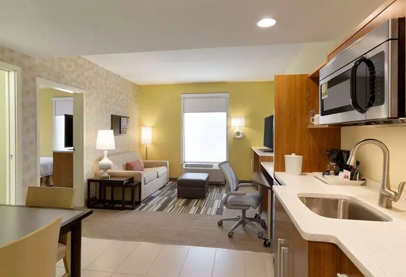 Sviitti Liikuntarajoitteisille, Home2 Suites By Hilton Gainesville Medical Center