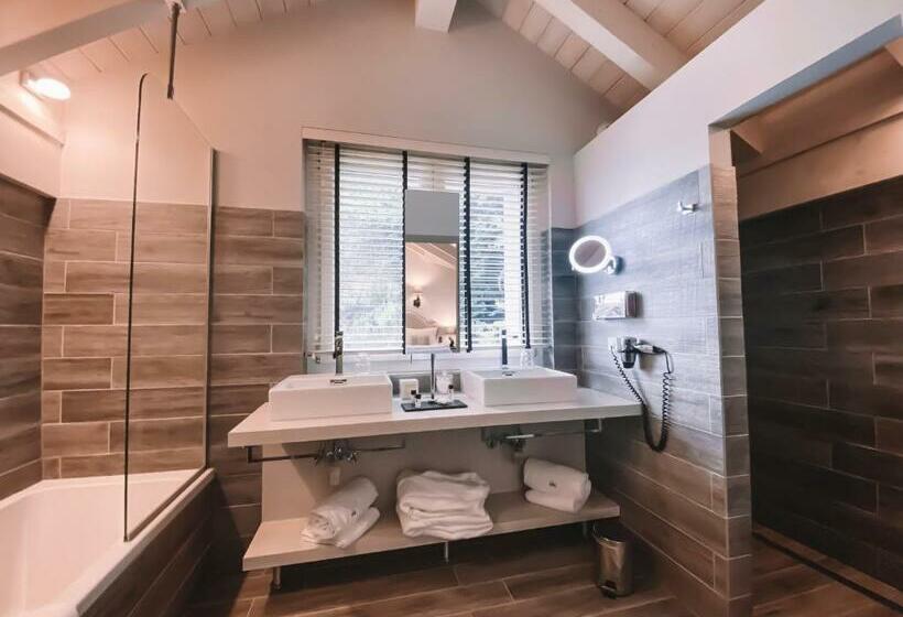 스위트, Hôtel Le White Le 42 Restaurant