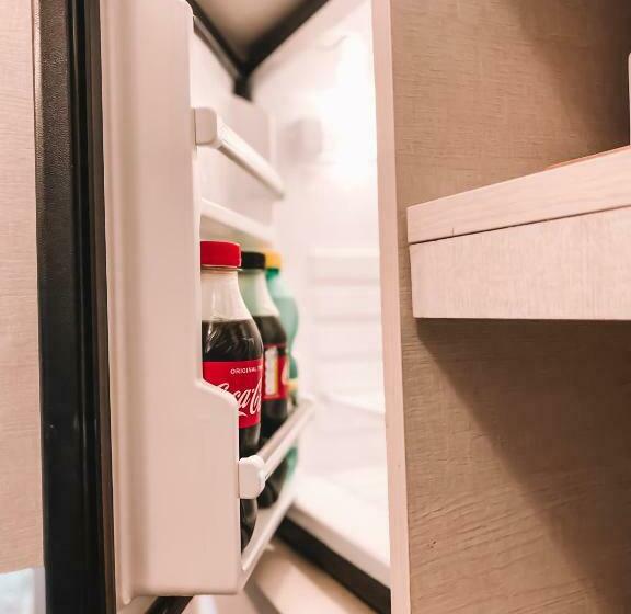 스위트, Hôtel Le White Le 42 Restaurant