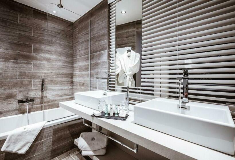 이그제큐티브 룸, Hôtel Le White Le 42 Restaurant