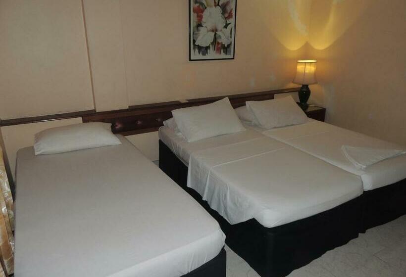 اتاق استاندارد سه نفره, Off Day Inn