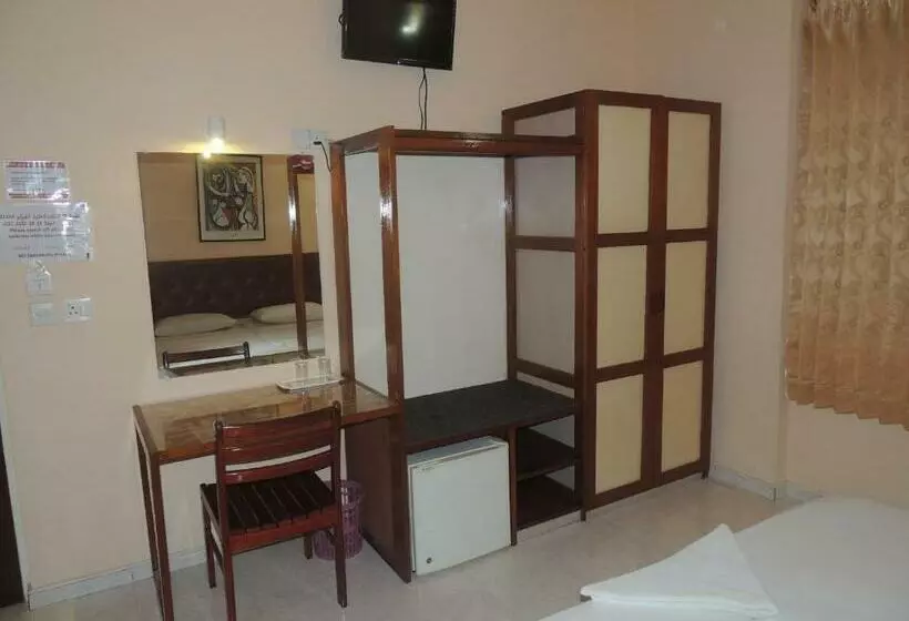 اتاق استاندارد با چشمانداز شهر, Off Day Inn