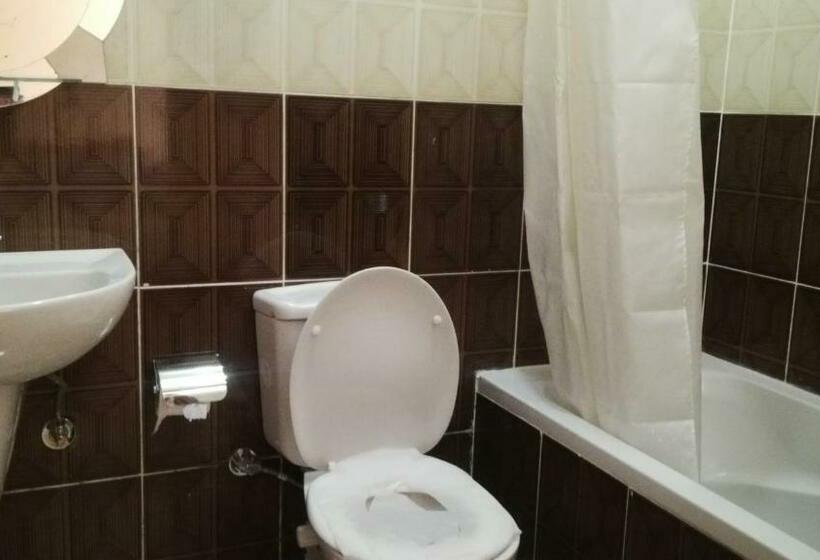 اتاق استاندارد سه نفره, Pyramids Luxor Hotel & Spa