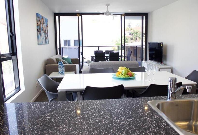 דירת חדר, Synergy Broadbeach   Official