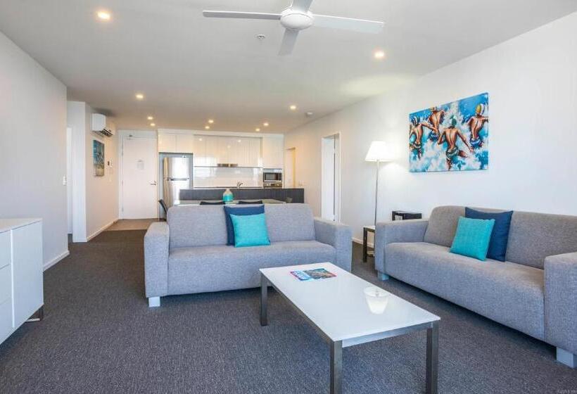 דירת חדר נוף לים, Synergy Broadbeach   Official