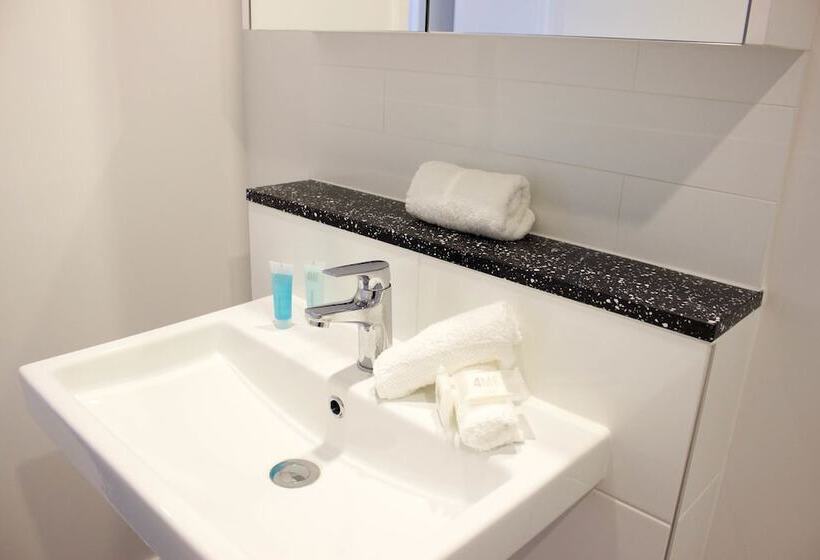 דירת חדר נוף לים, Synergy Broadbeach   Official