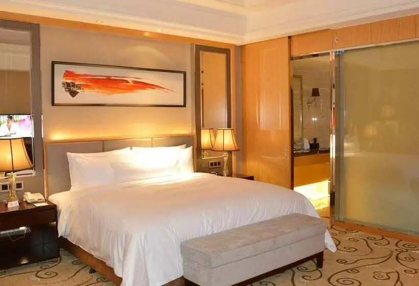 キングサイズベッドのデラックスルーム, Wyndham Grand Plaza Royale Mingfa Zhangzhou
