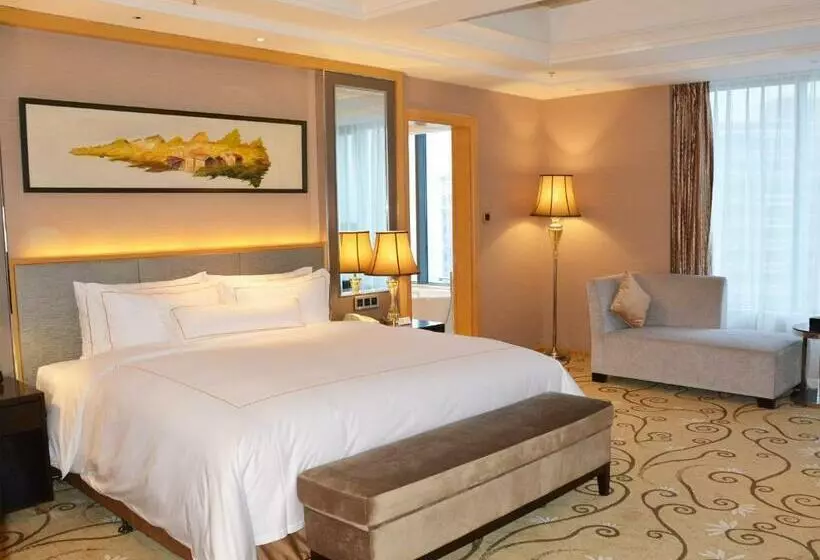 キングサイズベッドのデラックスルーム, Wyndham Grand Plaza Royale Mingfa Zhangzhou