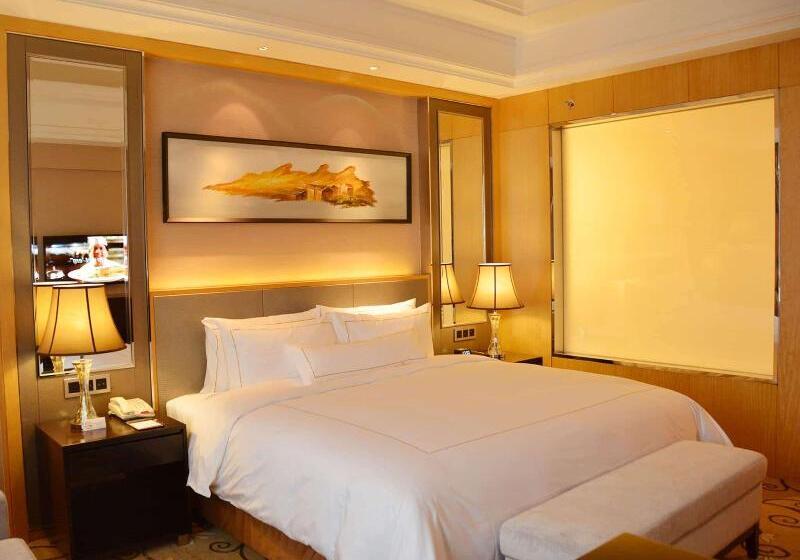 Номер Superior, Wyndham Grand Plaza Royale Mingfa Zhangzhou