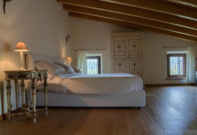 スタンダードルーム, La Fonte Degli Dei