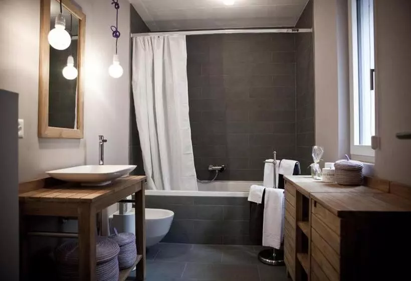 Standard-studio Terassi, Le Coq Chantant B&b And Boutique