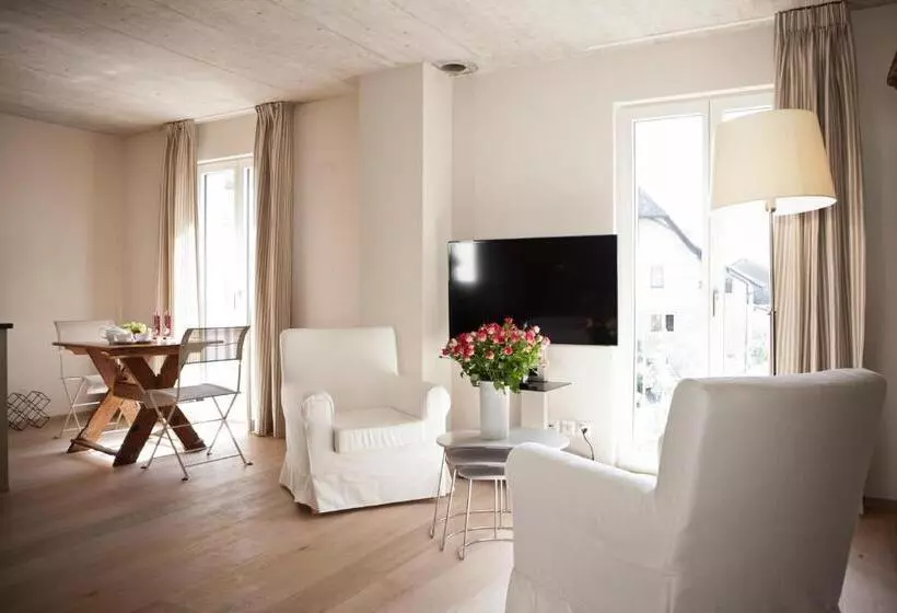 Standard-studio Puutarhanäkymä, Le Coq Chantant B&b And Boutique