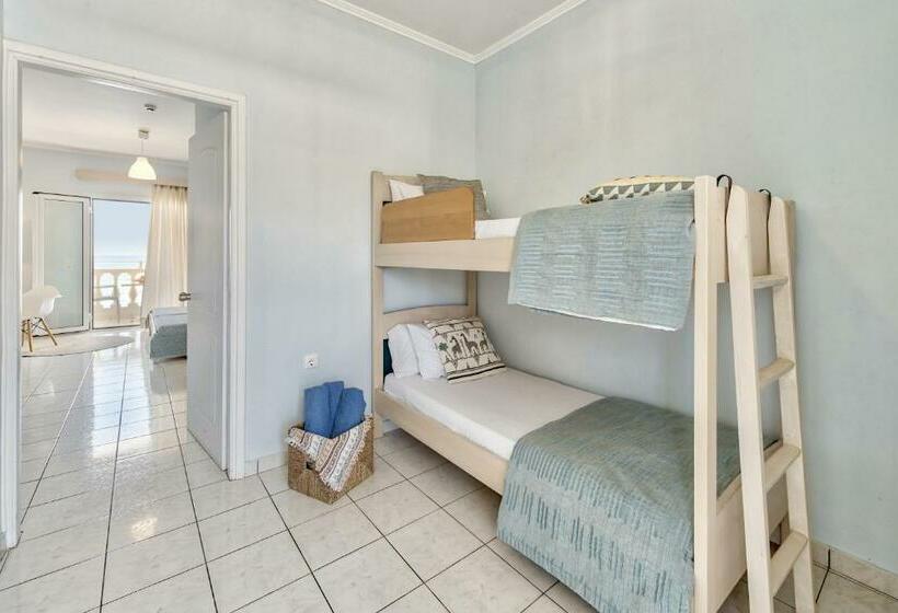 Family flat with sea view, Maria Mare Apart