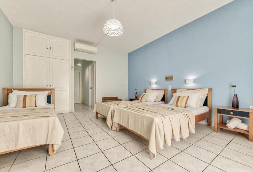 استودیوی استاندارد با چشمانداز دریا, Maria Mare Apart