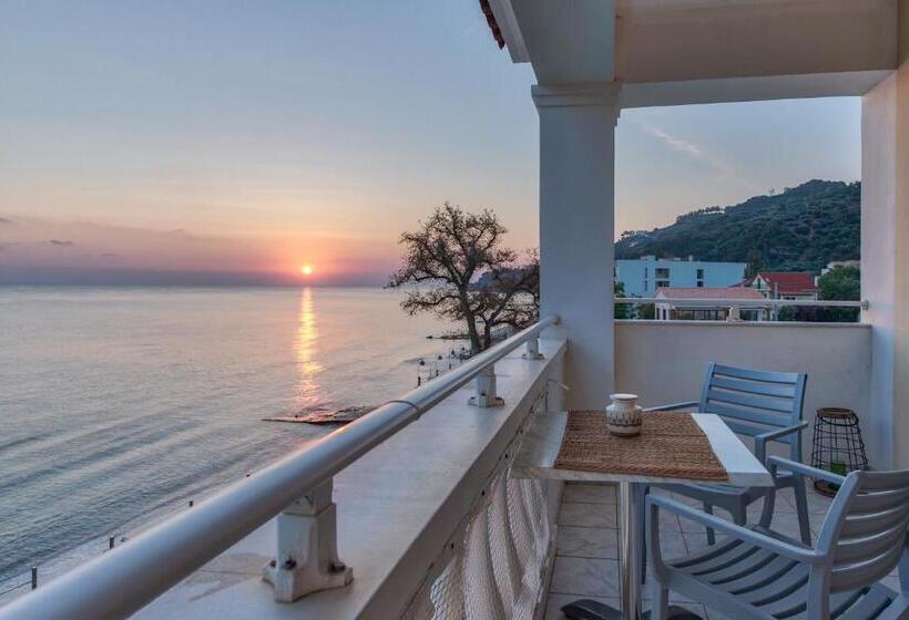 اتاق لوکس با چشمانداز دریا, Maria Mare Apart