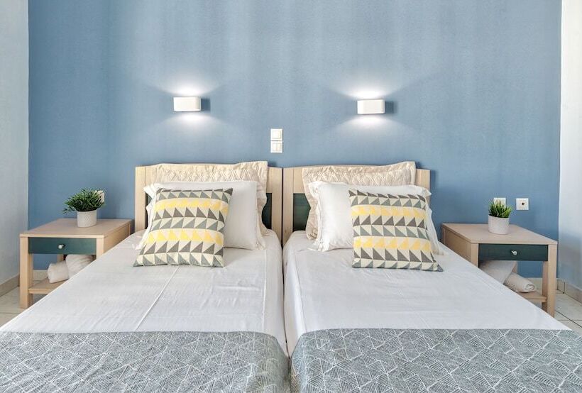 استودیوی استاندارد با چشمانداز دریا, Maria Mare Apart