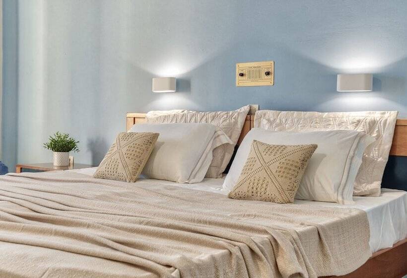 استودیوی استاندارد با چشمانداز دریا, Maria Mare Apart