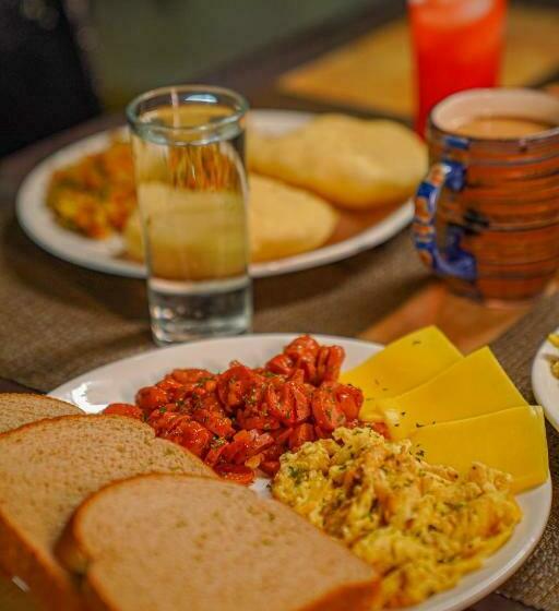 اتاق استاندارد, Metro Hotel Couva